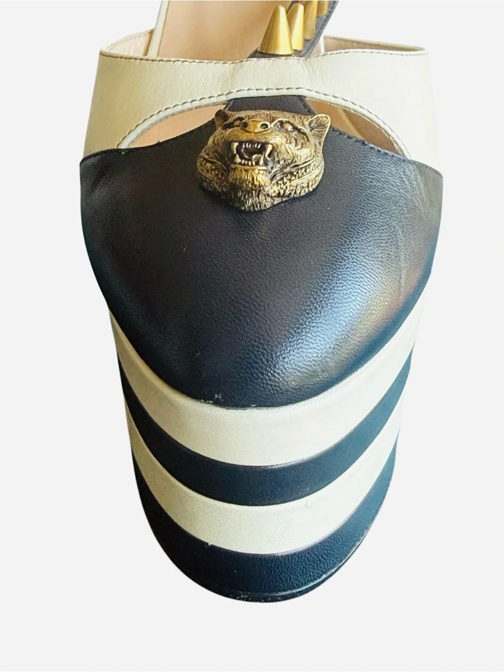 Gucci Spiked Angel Platform Pumps In Navy & Ivory From Spring 2016 EU40.5/US10.5 - Picture 12 of 15